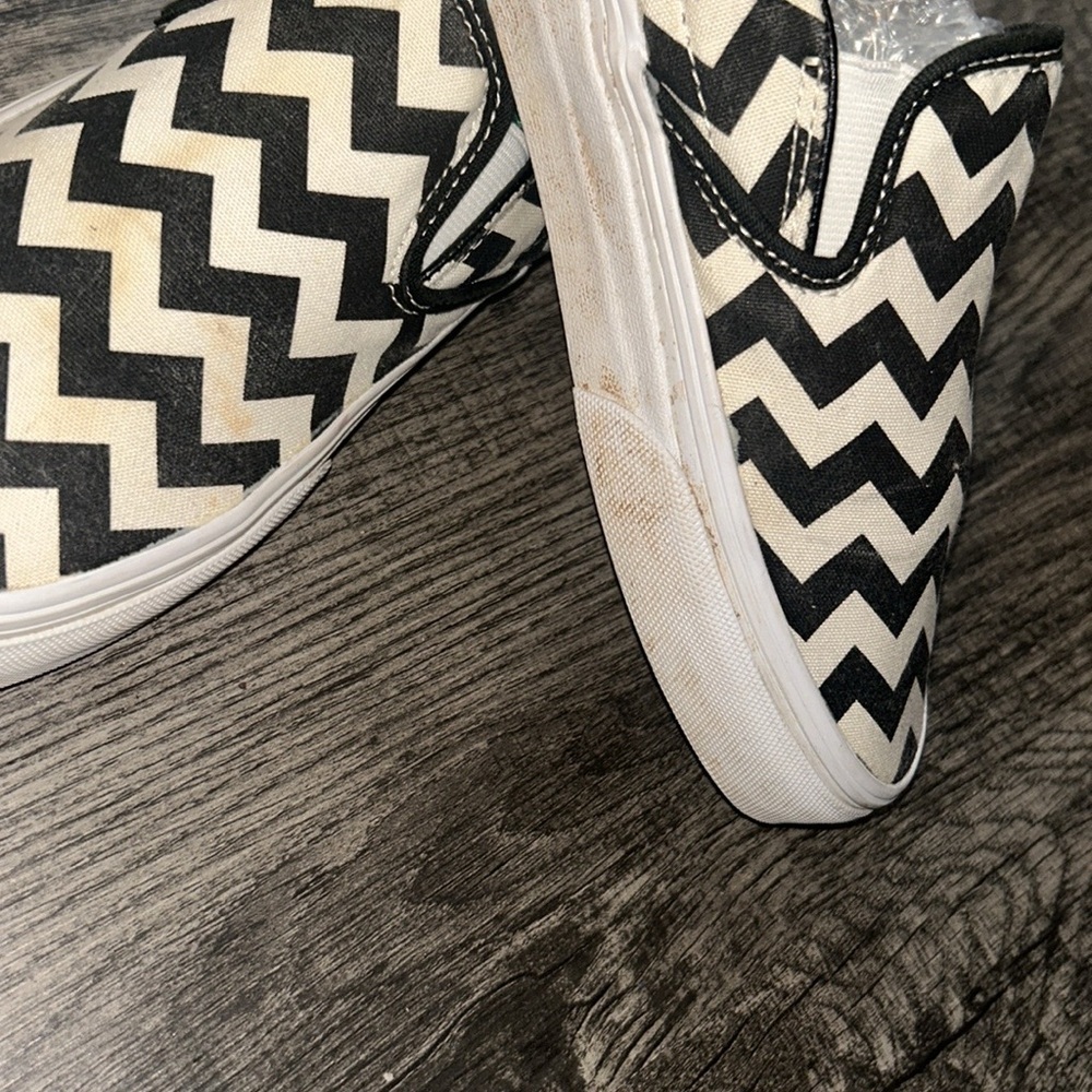 Vans Sneakers - Picture 8 of 9